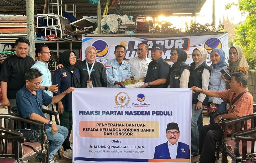 Fraksi NasDem Hadir Bantu Korban Banjir Sumbar